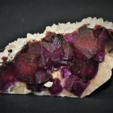 Fluorite and Calcite
95mm x 45mm x 45mm
(Autor: Philippe Durand)