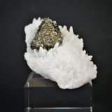 Sphalerite and Quartz
75mm x 40mm x 25mm
(Autor: Philippe Durand)