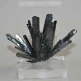 Stibnite
60mm x 60mm x 30mm
(Autor: Philippe Durand)