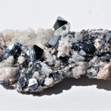 Hematite and Calcite
60mm  X 40mm X 20mm
(Autor: Philippe Durand)