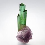 Elbaite, Lepidolite
32 x 20 x 18 mm
(Autor: TamaHiguchi)