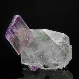 Elbaite, Quartz
2.4 x 2.6 x .5 cm
(Autor: am mizunaka)