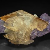 Fluorite, Calcite
12.0 x 6.5 cm
(Autor: am mizunaka)