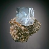 Fluorite
5x4x3 cm overall size
(Autor: Jesse Fisher)