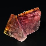 Fluorite, Calcite
7.3 x 6.8 cm
(Autor: am mizunaka)