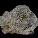 Fluorite, Calcite
6.2 x 4.4 cm
(Autor: am mizunaka)