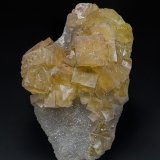 Fluorite, Quartz
8.1 x 5.2 cm
(Autor: am mizunaka)