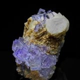 Fluorite, Calcite
9.7 x 6.3 cm
(Autor: am mizunaka)