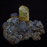 Fluorapatite, Hematite after Magnetite (variety martite)
5.1 x 4.0 cm
(Autor: am mizunaka)