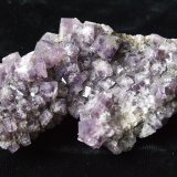 Fluorite
9x5x3.5cm
(Autor: captaincaveman)