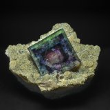 Fluorite, Quartz
3.8 x 3.6 cm
(Autor: am mizunaka)