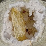 Baryte on Quartz
Geode is 11cm, the baryte crystal is 6.5 cm
(Autor: Bob Harman)