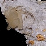 Calcite and Dolomite on Quartz
The Calcite crystals are up to 3.5 cm
(Autor: Bob Harman)
