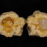 Calcite on Dolomite
the calcite is 5 cm
(Autor: Bob Harman)