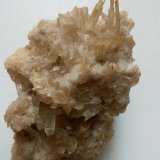 Gypsum
7 x 5.5 x 4.5 cm
(Autor: mineralenzo)