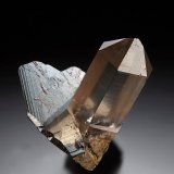 Hematite
5.5 x 4.5 x 5 cm / main crystal: 4.8 cm
(Autor: MIM Museum)