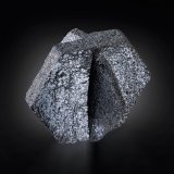 Hematite
4 x 5 x 4 cm / main crystal: 4.8 cm.
(Autor: MIM Museum)