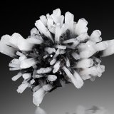 Hemimorphite
12 x 10 x 6 cm / main crystal: 3.3 cm
(Autor: MIM Museum)