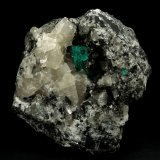 Beryl (variety emerald), Calcite
9cm across, xls=20mm
(Autor: Fiebre Verde)