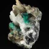Beryl (variety emerald), Calcite, Pyrite
27x37x35mm, main xl=7mm
(Autor: Fiebre Verde)