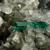 Beryl (variety emerald), Calcite, Pyrite
65x50x70mm, xl=18mm
(Autor: Fiebre Verde)
