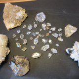 Quartz
to 10 cm.
(Autor: vic rzonca)