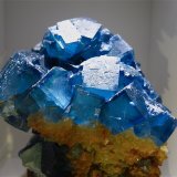 Fluorite, Quartz
26 X 18 X 18 cm
(Autor: Jean Suffert)