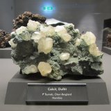Calcite, Duftite
(Autor: Tobi)
