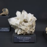 Quartz
~ 14 cm
(Autor: Tobi)