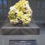 Prehnite
Specimen size 12-15 cm
(Autor: Tobi)