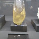 Quartz (variiety citrine)
Specimen size ~ 20 cm
(Autor: Tobi)