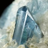 Euclase, Calcite, Pyrite
44x26x34mm, up to 7mm
(Autor: Fiebre Verde)