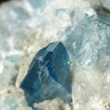 Euclase, Calcite, Pyrite
44x26x34mm, up to 7mm
(Autor: Fiebre Verde)