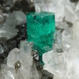 Beryl (variety emerald), Pyrite, Calcite, Dolomite
75x86x58mm, xl=9x6mm
(Autor: Fiebre Verde)