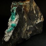 Beryl (variety emerald), Albite (variety cleavelandite)
190x35x115mm, longest xl=32mm
(Autor: Fiebre Verde)