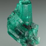 Beryl (variety emerald)
12x16mm
(Autor: Fiebre Verde)