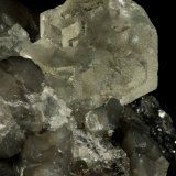 Beryl (variety emerald), Calcite, Fluorite
Fluorite largest side=17mm
(Autor: Fiebre Verde)