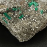 Beryl (variety emerald), Calcite, Pyrite
107x95x40mm, xls upto 10mm
(Autor: Fiebre Verde)