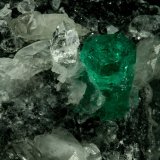 Beryl (variety emerald), Calcite, Quartz
60x46x42mm, xl=13mm
(Autor: Fiebre Verde)