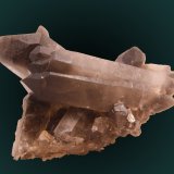 Quartz
93mm x 72mm x 45mm
(Autor: Firmo Espinar)