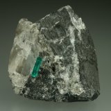 Beryl (variety emerald), Calcite, Pyrite
43x38x50mm,  xl=11mm
(Autor: Fiebre Verde)