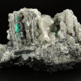 Beryl (variety emerald), Calcite, Dolomite
120x83x68mm, main xl=14mm
(Autor: Fiebre Verde)