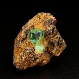 Beryl (variety emerald)
19mm x 19mm x 18mm, xl=8mm
(Autor: Fiebre Verde)