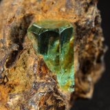 Beryl (variety emerald)
19mm x 19mm x 18mm, xl=8mm
(Autor: Fiebre Verde)