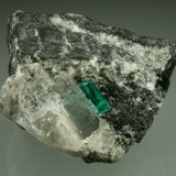 Beryl (variety emerald), Calcite, Pyrite
43x38x50mm,  xl=11mm
(Autor: Fiebre Verde)