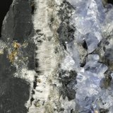 Dolomite, Calcite, Pyrite
123x82x39mm
(Autor: Fiebre Verde)