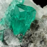 Beryl (variety emerald), Calcite
43x63x56mm, xl=10x6mm
(Autor: Fiebre Verde)