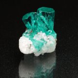 Beryl (variety emerald), Pyrite, Albite (variety cleavelandite)
36mm x 17mm x 26mm, xl=6mm
(Autor: Fiebre Verde)