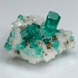 Beryl (variety emerald), Pyrite, Albite (variety cleavelandite)
19mm x 13mm x 20mm, main xl=9mm
(Autor: Fiebre Verde)