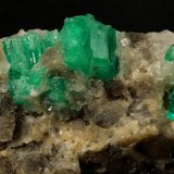 Beryl (variety emerald), Calcite
60x47x49mm, central xl=16mm
(Autor: Fiebre Verde)